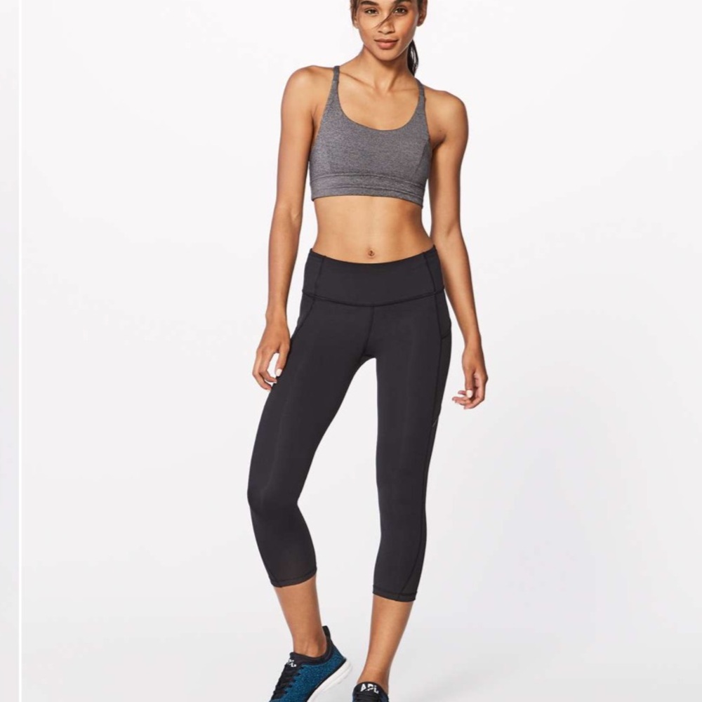 Lululemon Run On Crop (21") Size 8